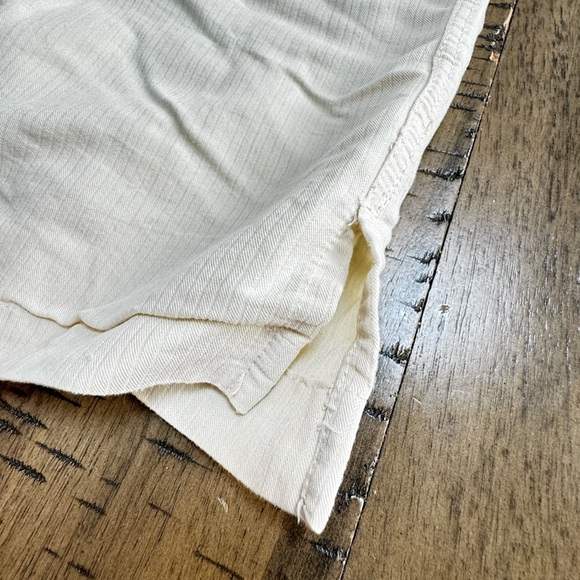 Geoffrey Beene Men's Casual Cream Button Down Shirt - Picture 12 of 13